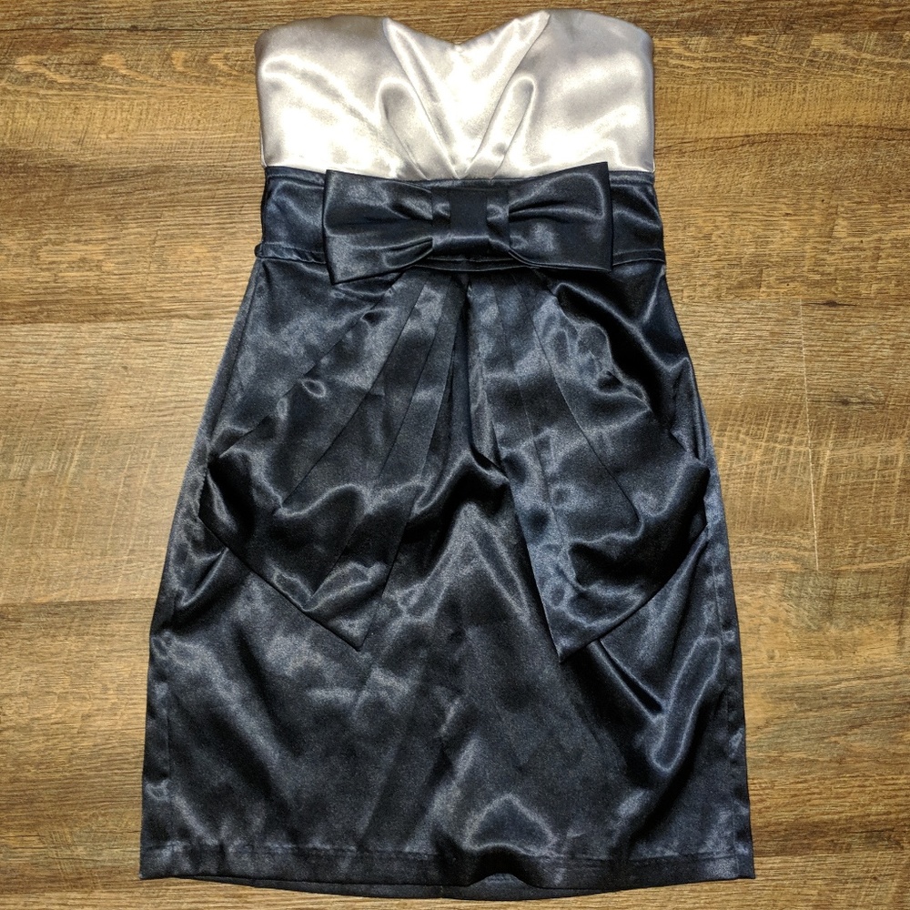 Teeze Me Navy/Gray Bow Front Cocktail/Party Dress